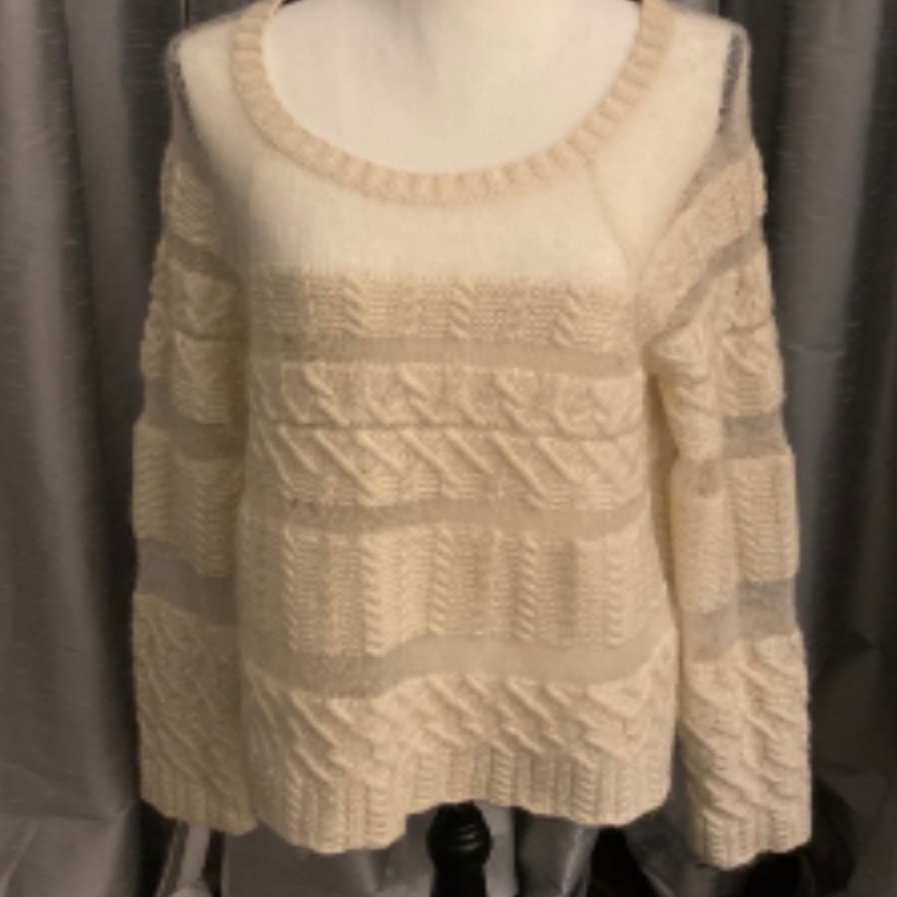 NWT Clypso cashmere beige Sweater size L